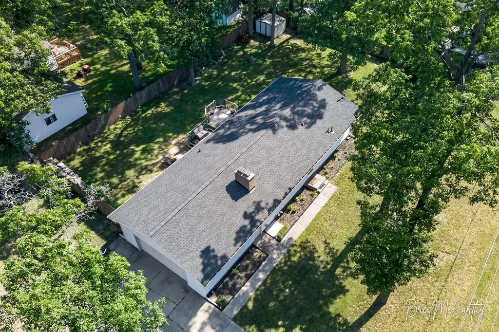2410 Marcoux Avenue Muskegon Charter Township MI 49442