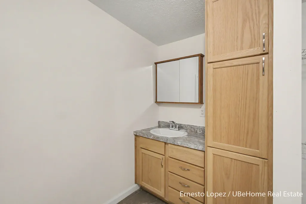 1465 64th Street Ganges Township MI 49408