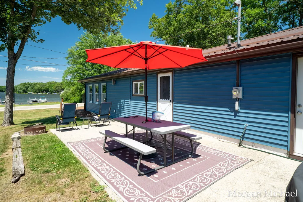 8750 S Spruce Avenue Brooks Township MI 49337
