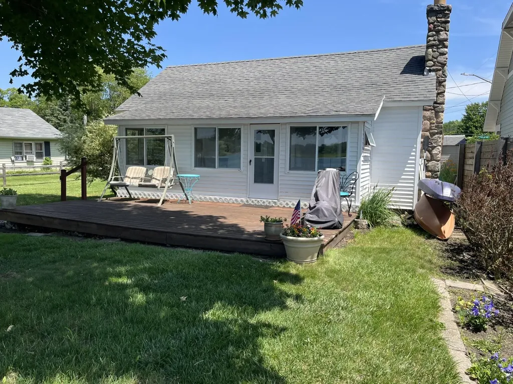 6771 Campau Lake Drive SE Caledonia Township MI 49302