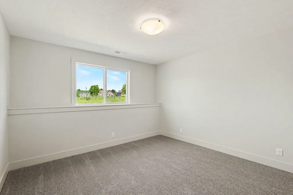 9585 Fields Drive Zeeland Charter Township MI 49464