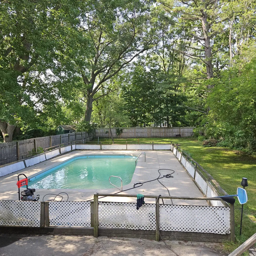 516 E Exchange Street Spring Lake Village MI 49456