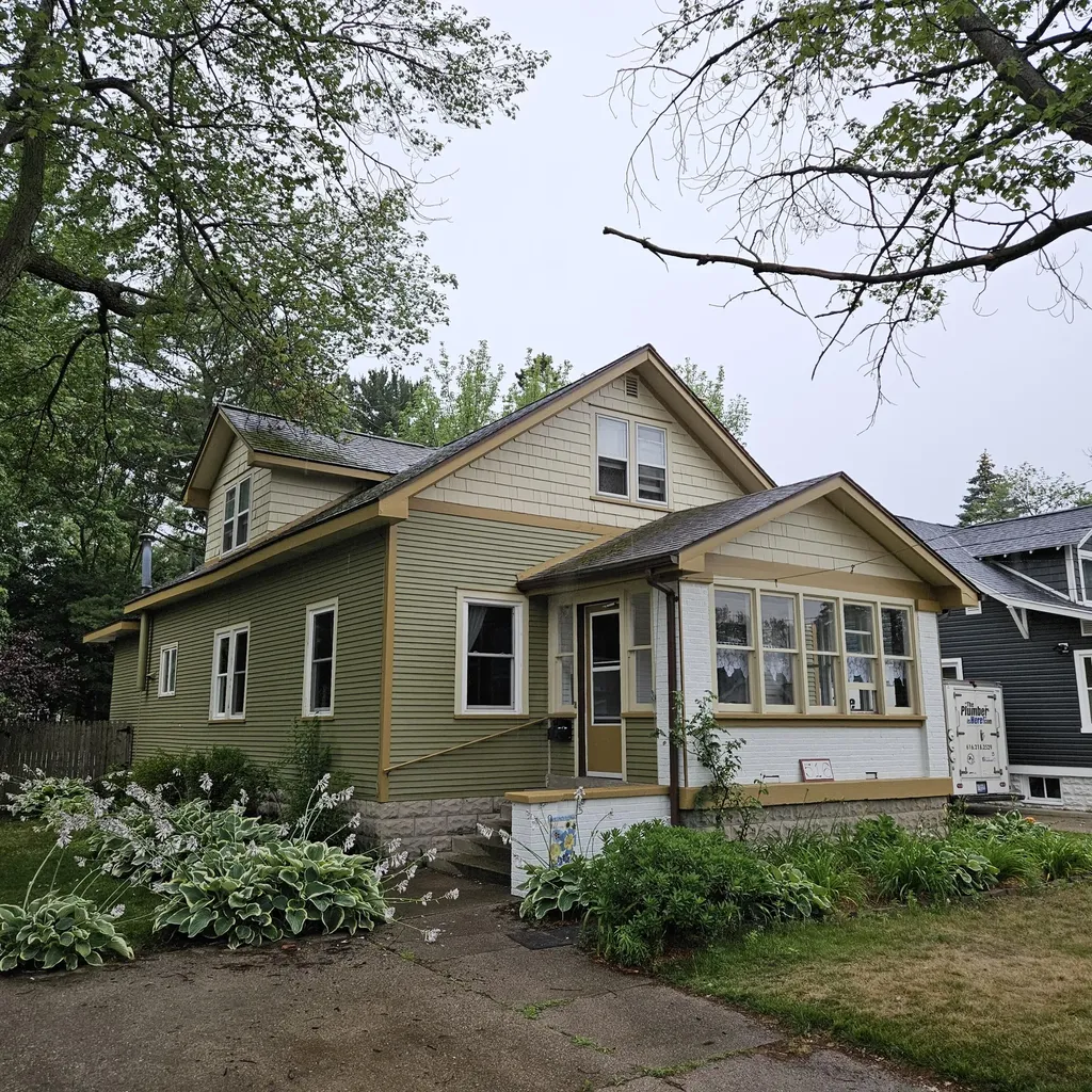 516 E Exchange Street Spring Lake Village MI 49456