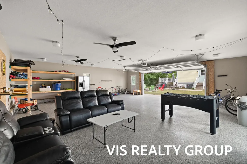 627 Fulton Avenue Grand Haven City MI 49417