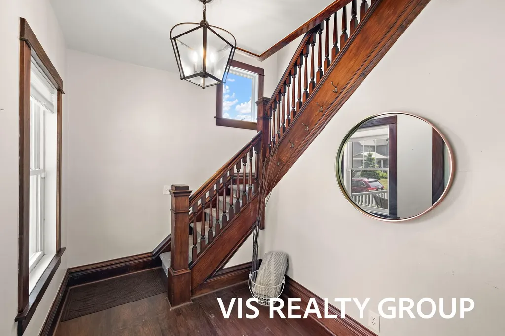 627 Fulton Avenue Grand Haven City MI 49417