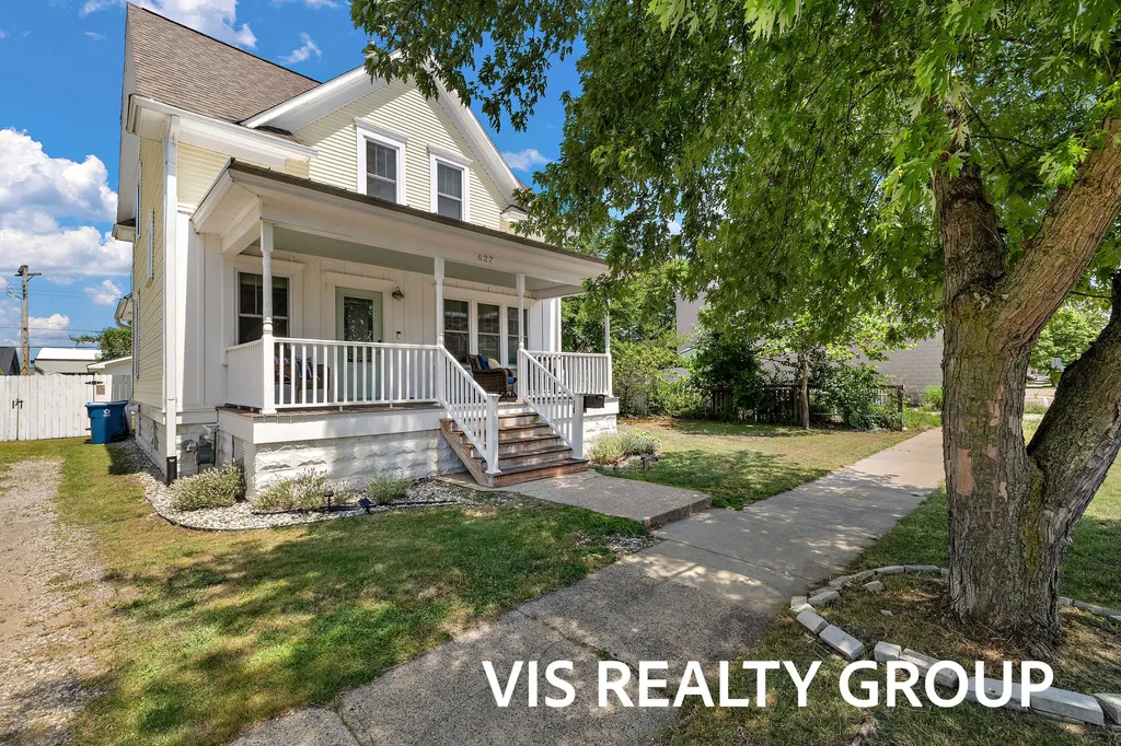 627 Fulton Avenue Grand Haven City MI 49417