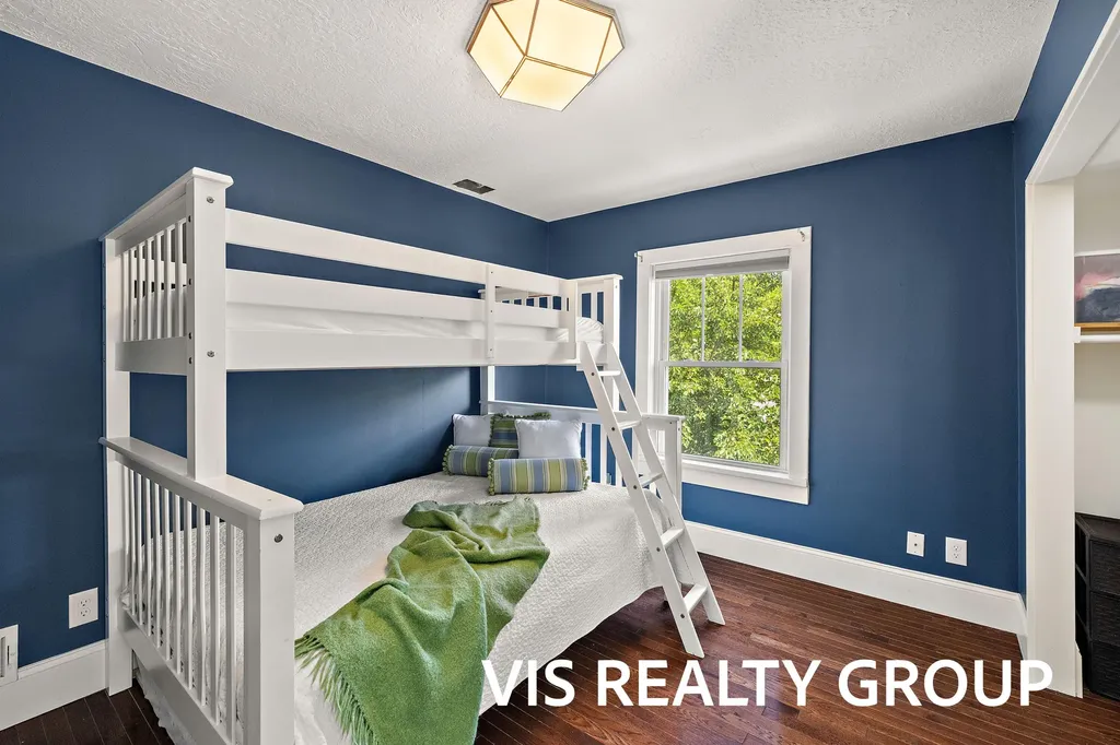 627 Fulton Avenue Grand Haven City MI 49417