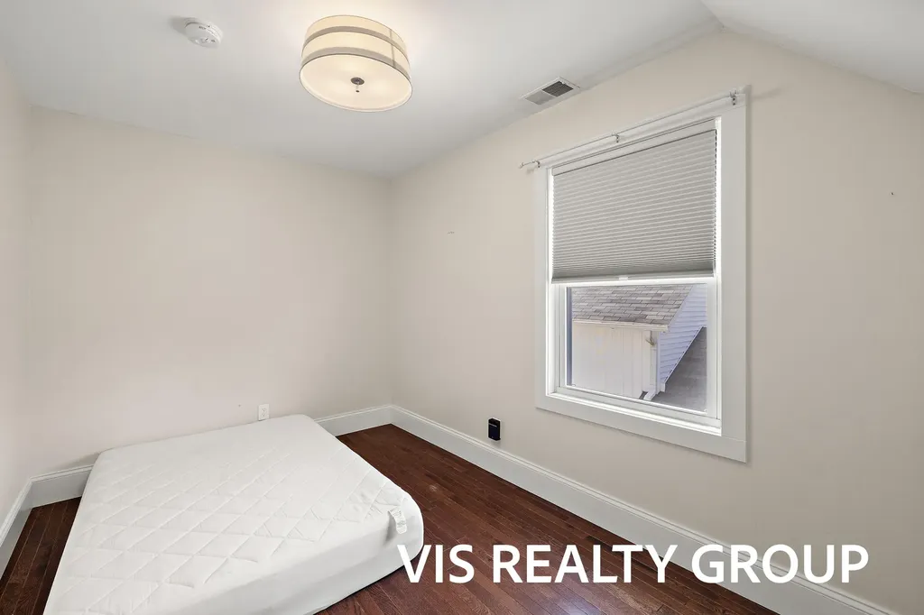 627 Fulton Avenue Grand Haven City MI 49417