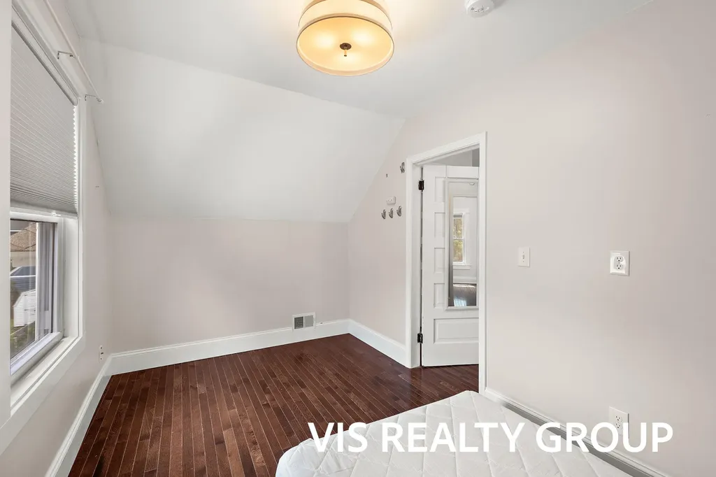 627 Fulton Avenue Grand Haven City MI 49417