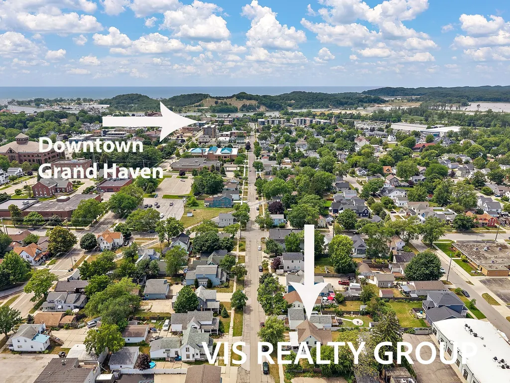 627 Fulton Avenue Grand Haven City MI 49417