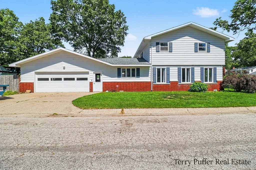 695 Miller Drive North Muskegon City MI 49445