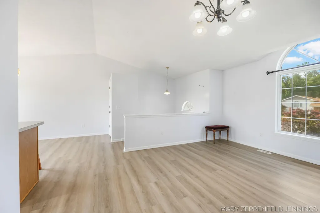 489 Sunmeadow Drive SE Gaines Charter Township MI 49508