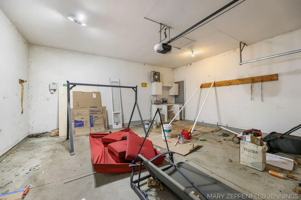 489 Sunmeadow Drive SE Gaines Charter Township MI 49508