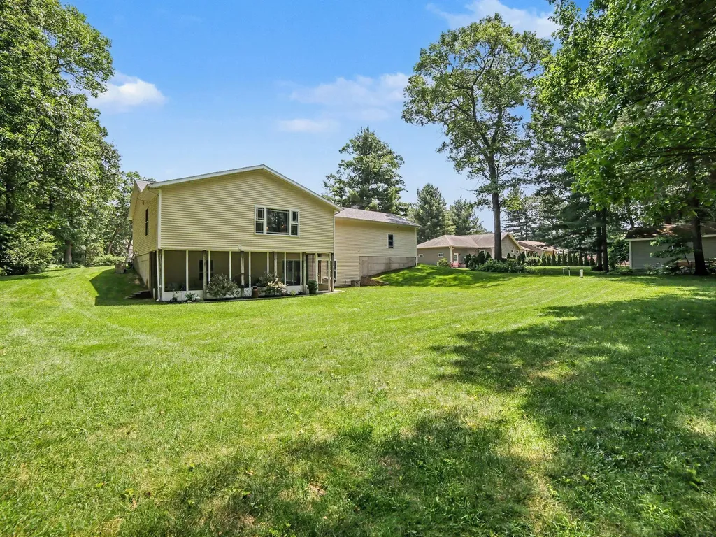 6595 Blackhawk Lane Dalton Township MI 49457
