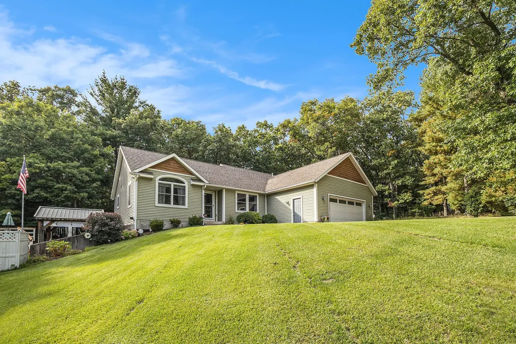 2933 Cedar Hills Lane Cedar Creek Township MI 49457