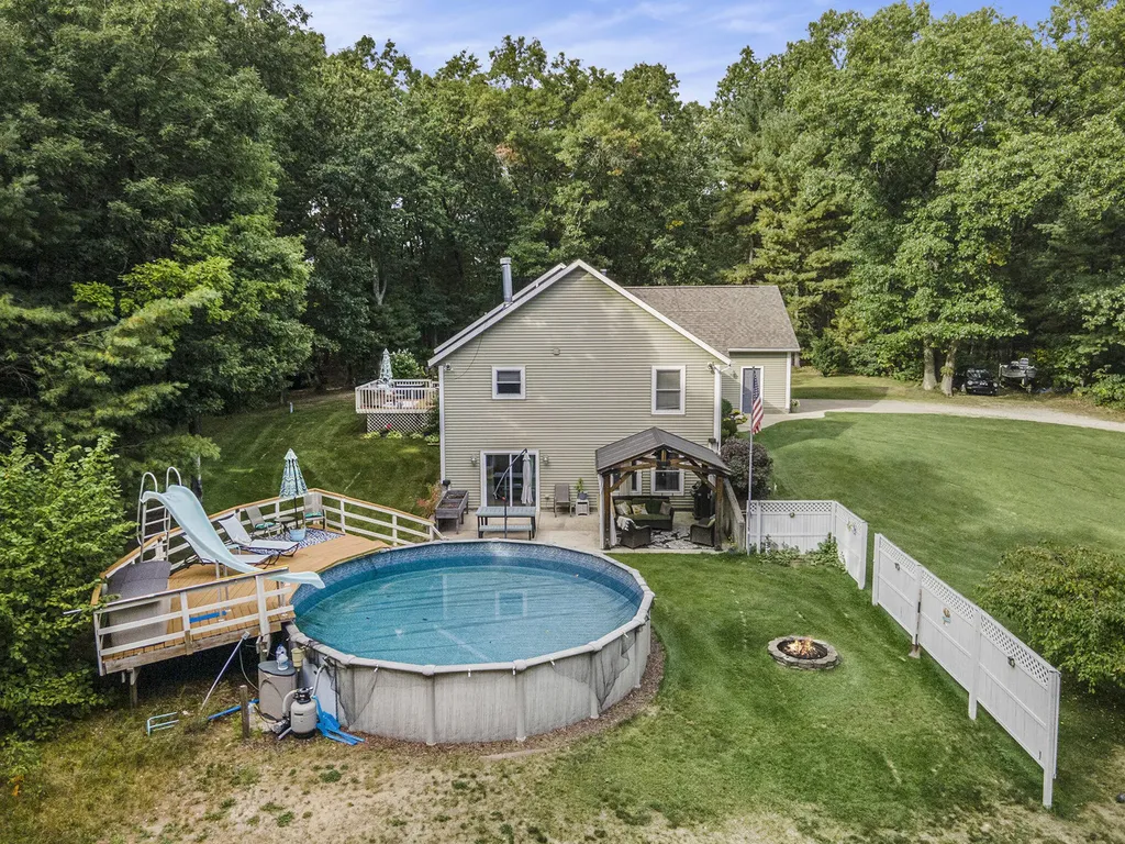 2933 Cedar Hills Lane Cedar Creek Township MI 49457
