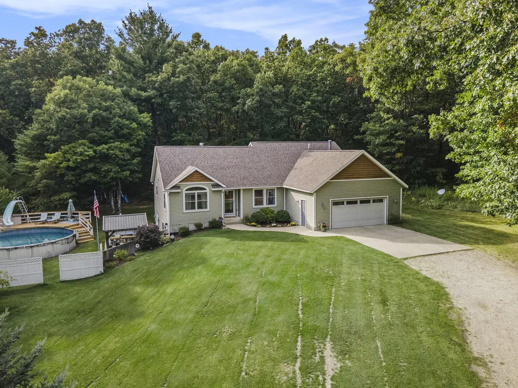 2933 Cedar Hills Lane Cedar Creek Township MI 49457