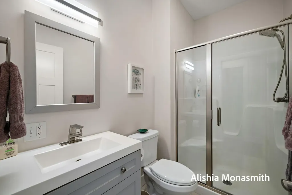 2360 E Mount Garfield Road Fruitport Charter Township MI 49444