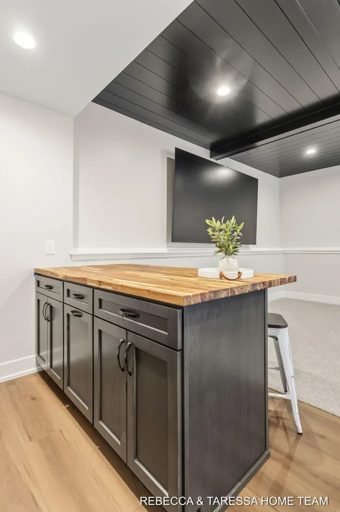 400 Sabine Drive Egelston Township MI 49442