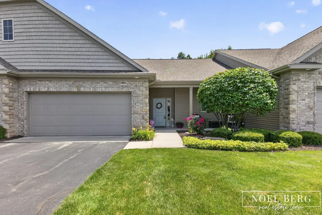 4866 Chatsworth Creek Drive Blendon Township MI 49426