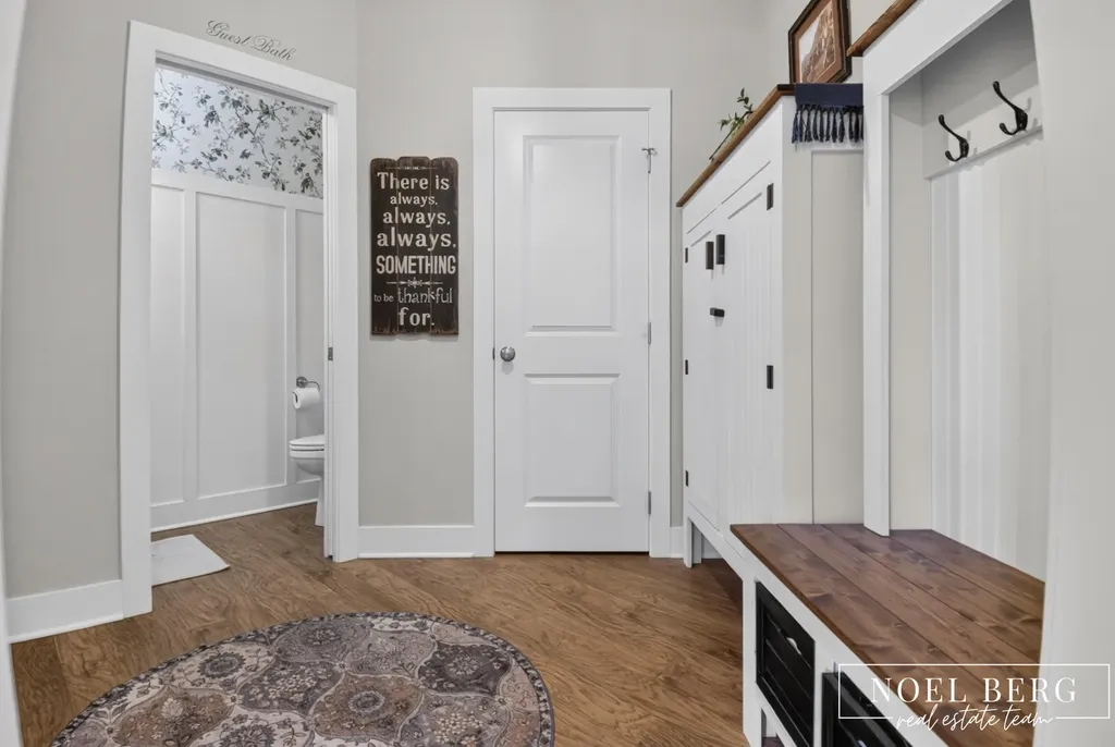 4866 Chatsworth Creek Drive Blendon Township MI 49426