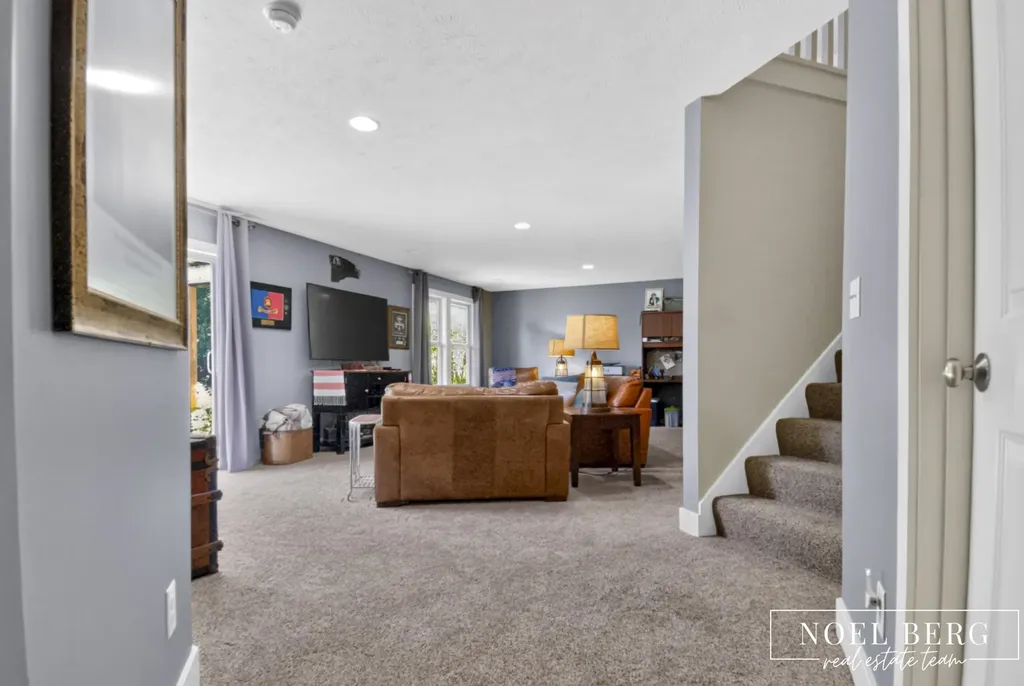 4866 Chatsworth Creek Drive Blendon Township MI 49426