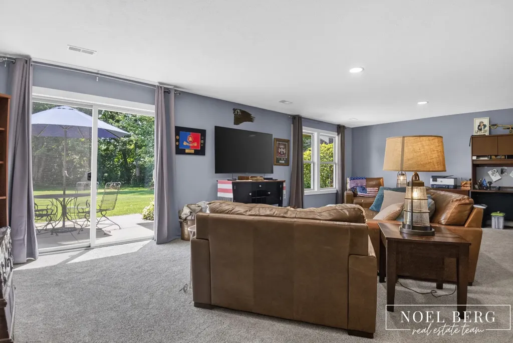 4866 Chatsworth Creek Drive Blendon Township MI 49426