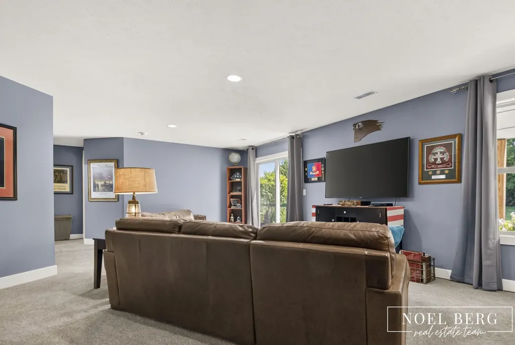4866 Chatsworth Creek Drive Blendon Township MI 49426