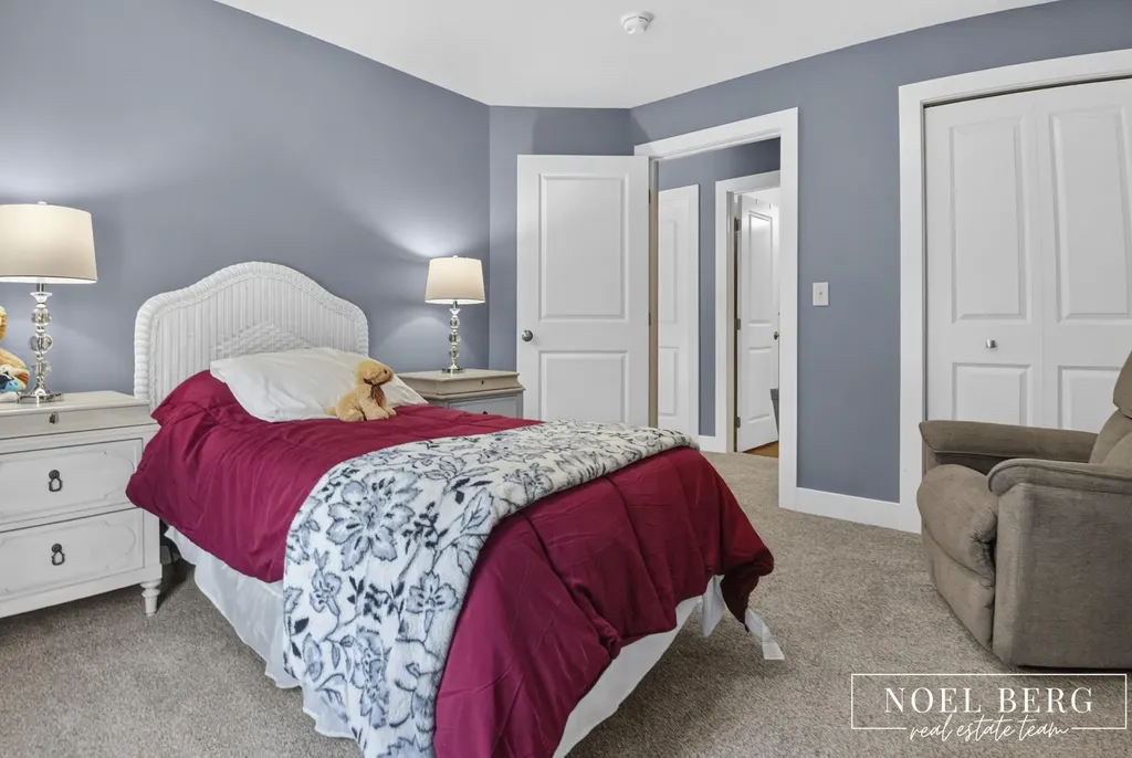 4866 Chatsworth Creek Drive Blendon Township MI 49426