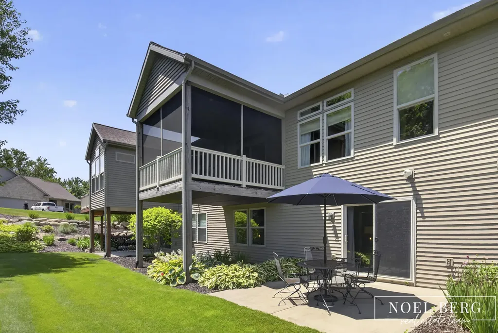 4866 Chatsworth Creek Drive Blendon Township MI 49426