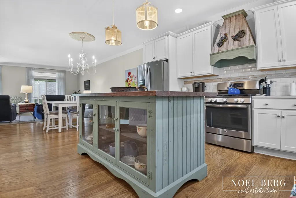 4866 Chatsworth Creek Drive Blendon Township MI 49426