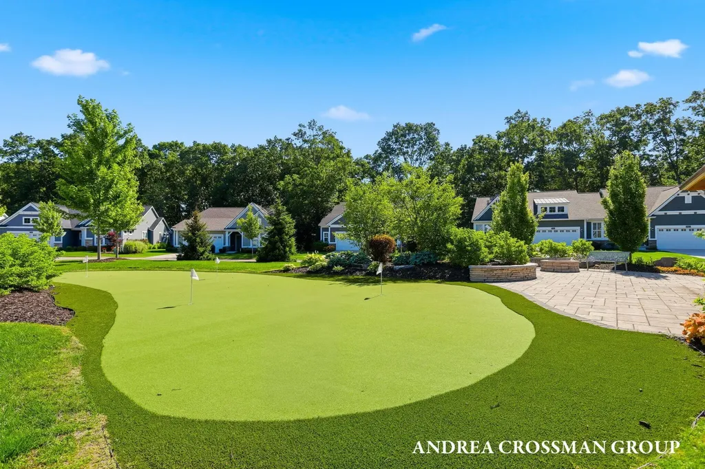 17512 Shinnecock Drive Spring Lake Township MI 49456
