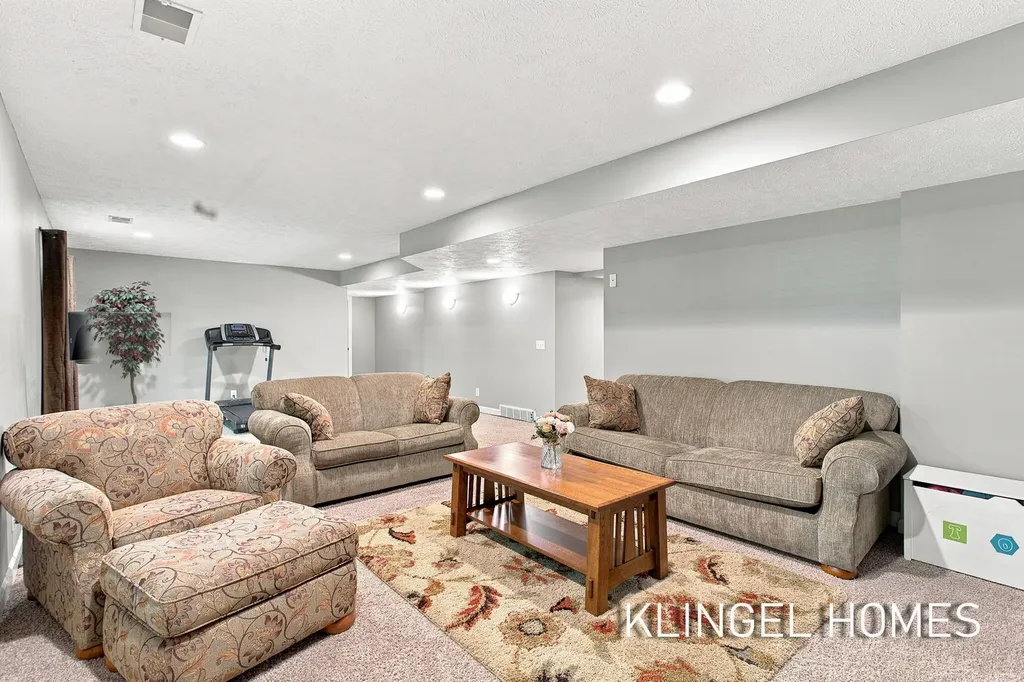 16373 W Willow Drive Spring Lake Township MI 49456