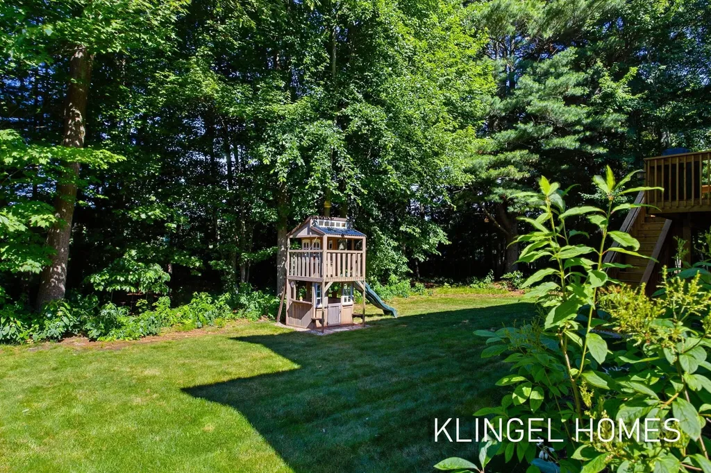 16373 W Willow Drive Spring Lake Township MI 49456