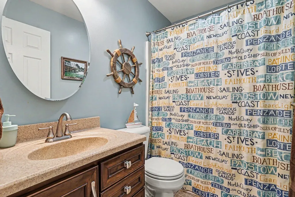 2560 Huron Trail Muskegon Charter Township MI 49445