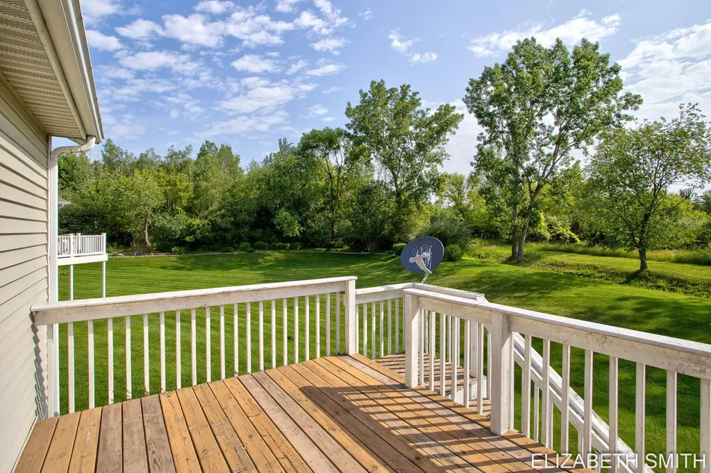 11409 N Lake Drive Holland Charter Township MI 49424