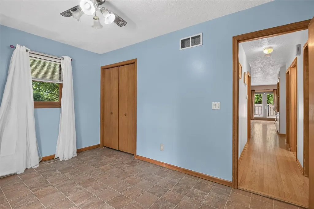 16658 Eunice Street Bath Charter Township MI 48823