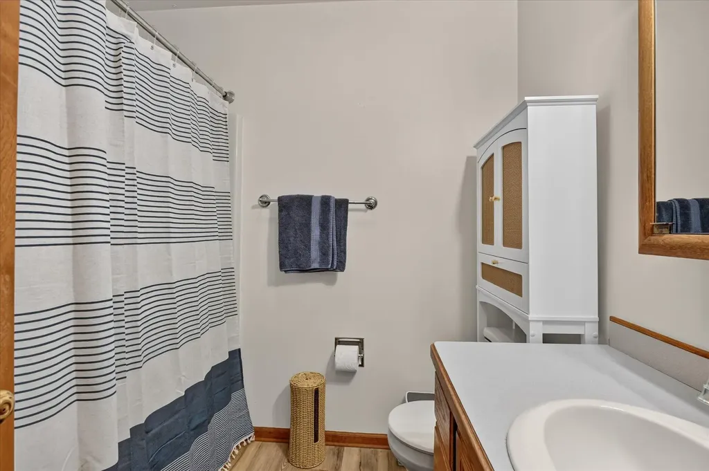 16658 Eunice Street Bath Charter Township MI 48823