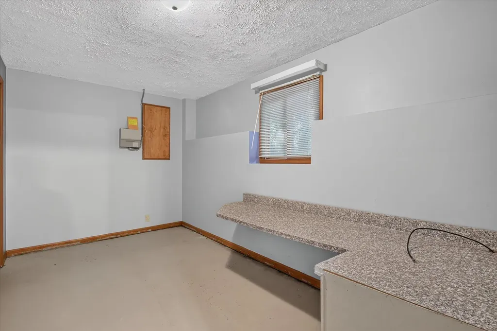 16658 Eunice Street Bath Charter Township MI 48823