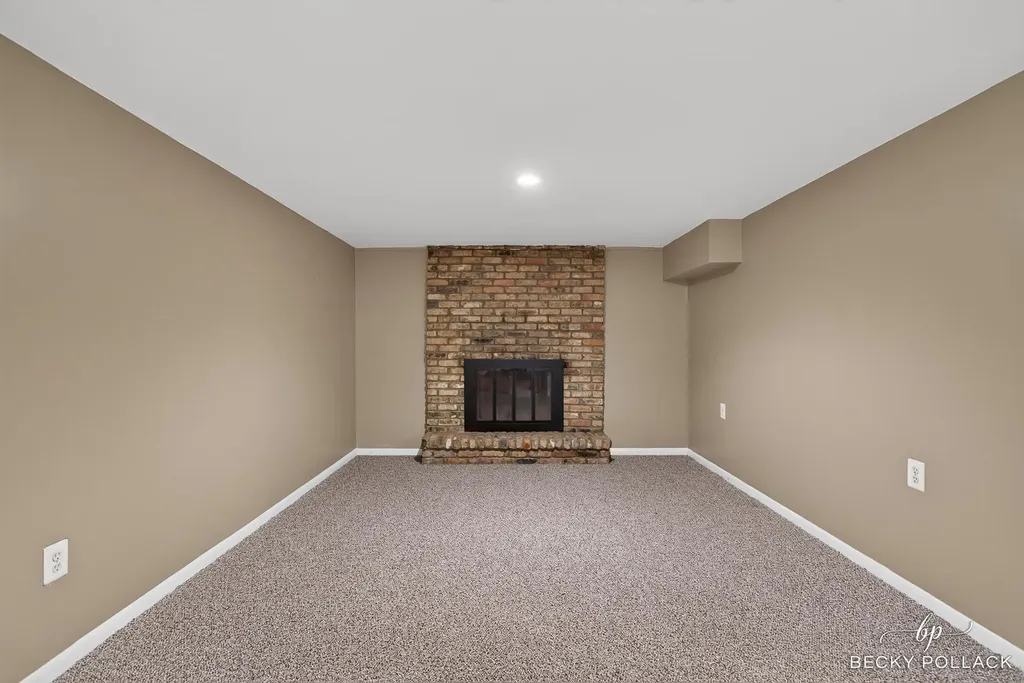 1712 41st Street SW Wyoming City MI 49519