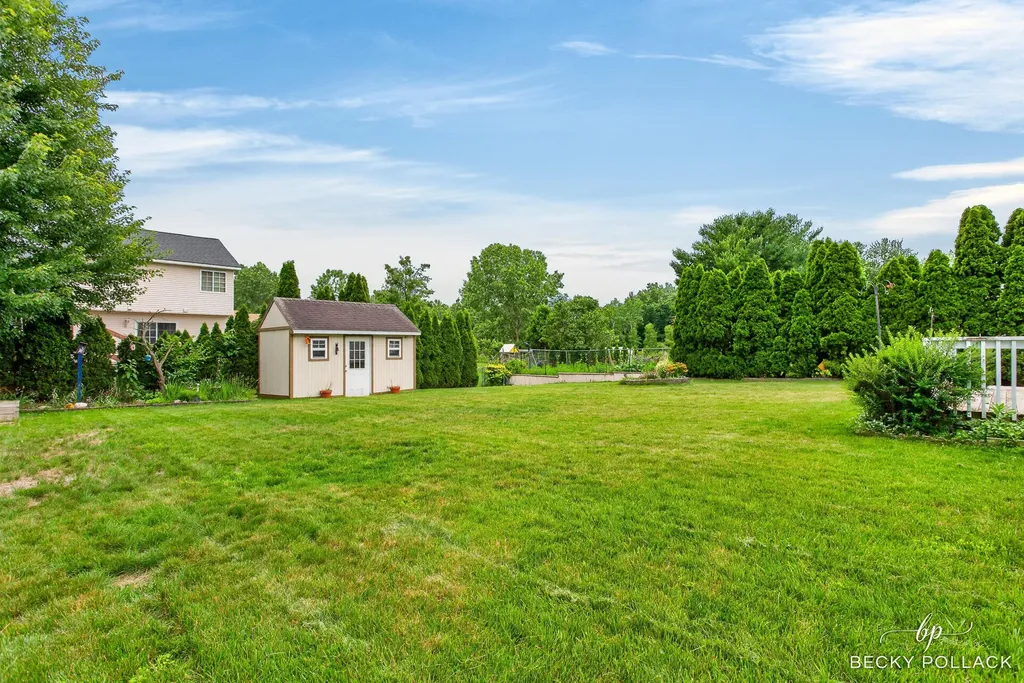 1712 41st Street SW Wyoming City MI 49519