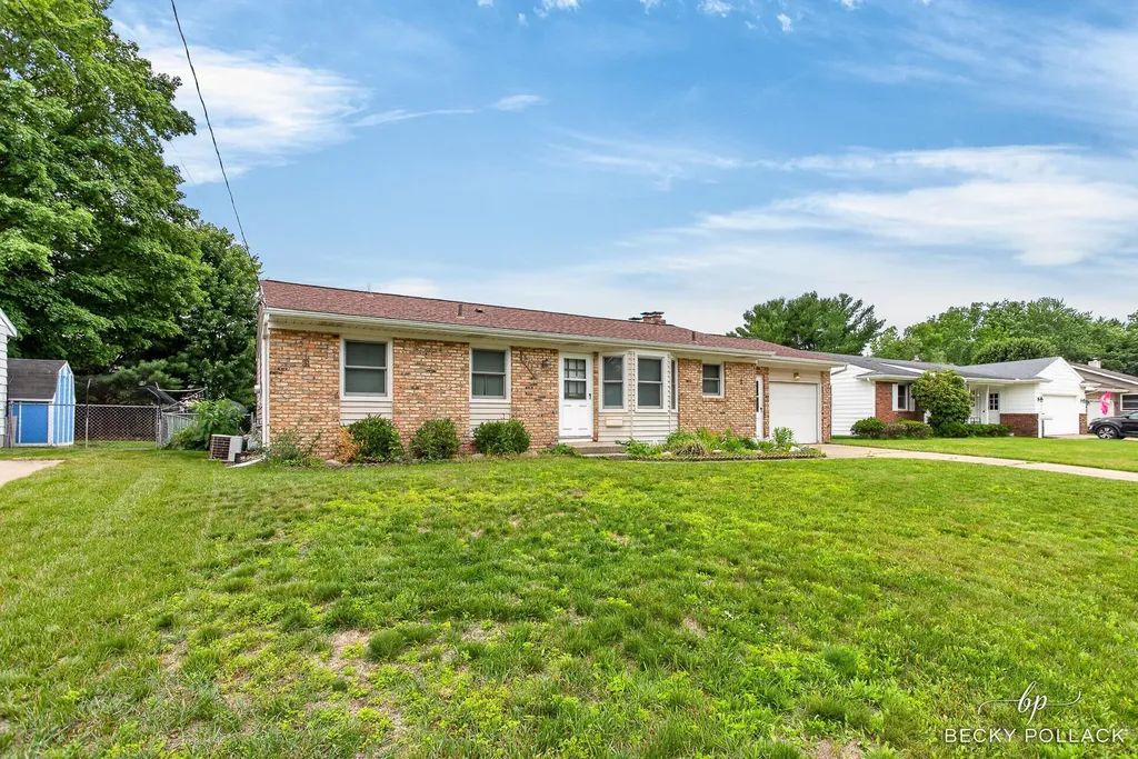 1712 41st Street SW Wyoming City MI 49519