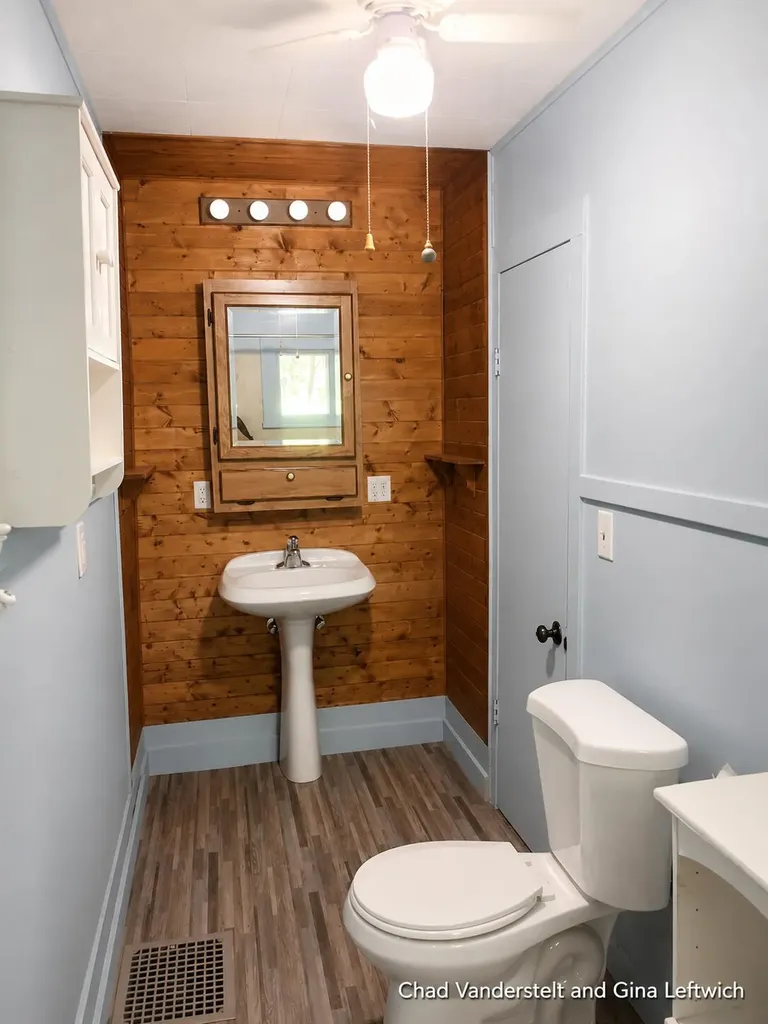 137 Park Avenue Allegan City MI 49010