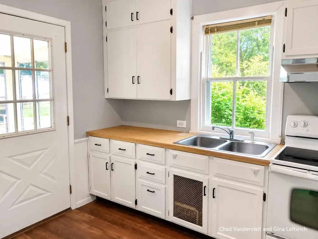137 Park Avenue Allegan City MI 49010