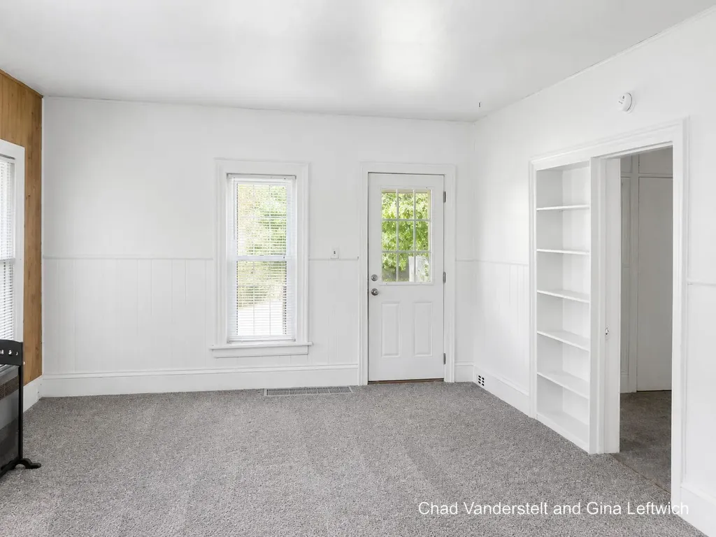 137 Park Avenue Allegan City MI 49010