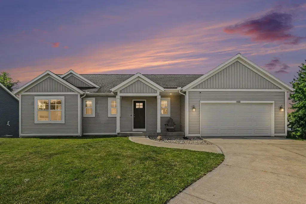 11436 Crestridge Court Holland Charter Township MI 49424