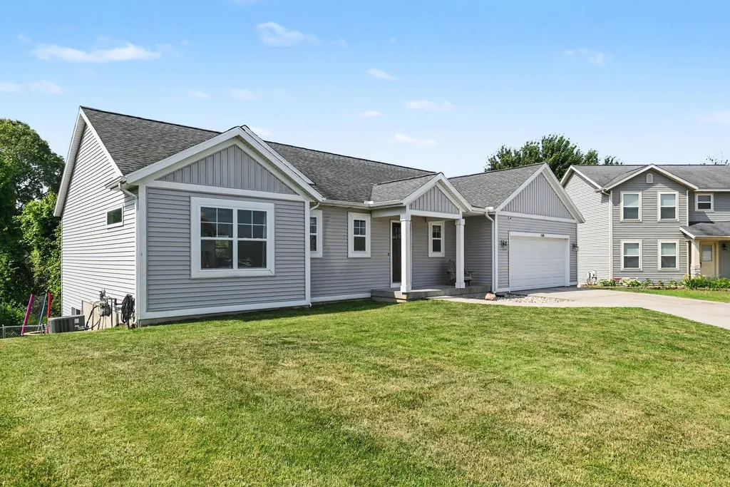 11436 Crestridge Court Holland Charter Township MI 49424