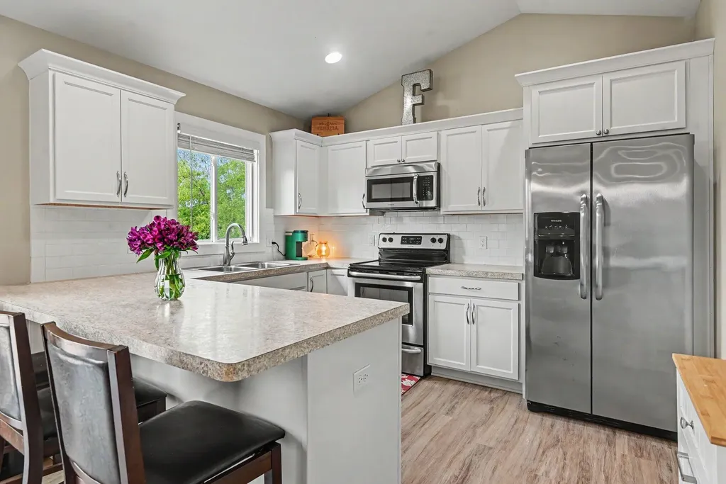 11436 Crestridge Court Holland Charter Township MI 49424