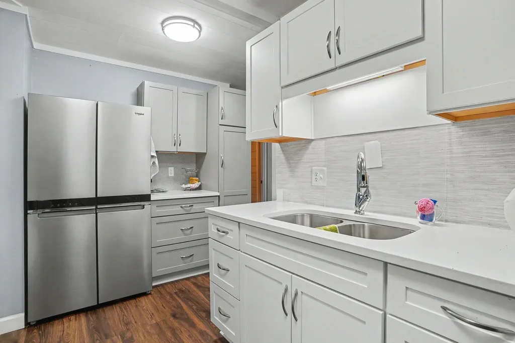1249 Lakeshore Drive Muskegon City MI 49441
