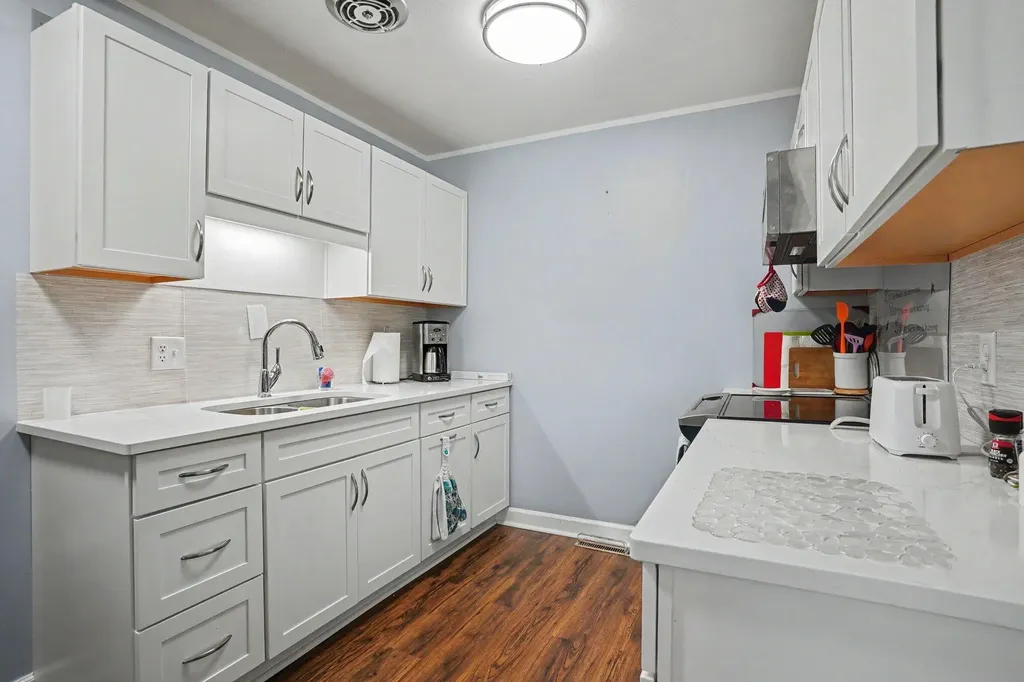 1249 Lakeshore Drive Muskegon City MI 49441